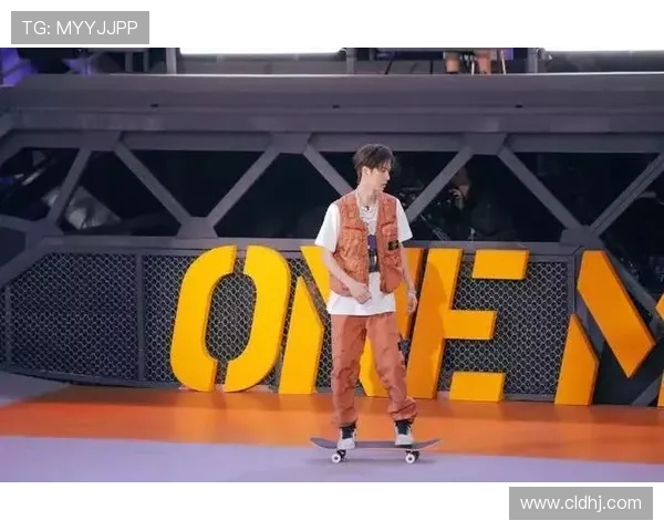 重庆街舞队在滑板精英赛中以83分稳居积分榜首位